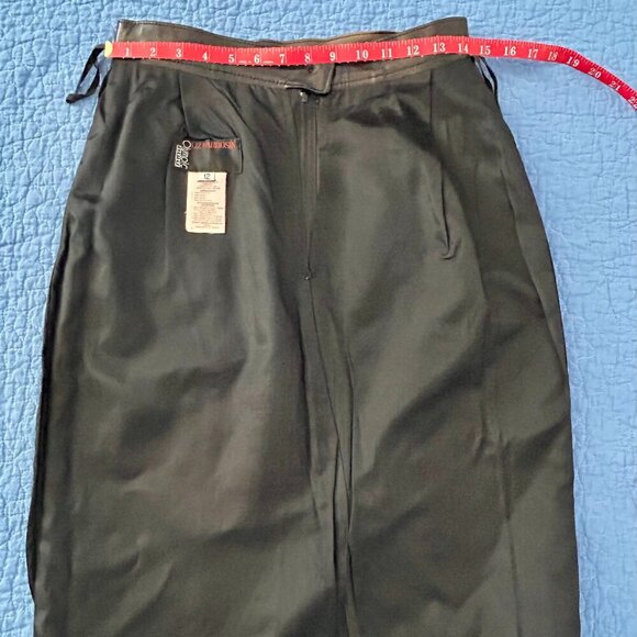 Vintage Liz Harbosin Olympic Leather Black Pencil Skirt Size 12 | Made in Canada - Picture 5 of 7